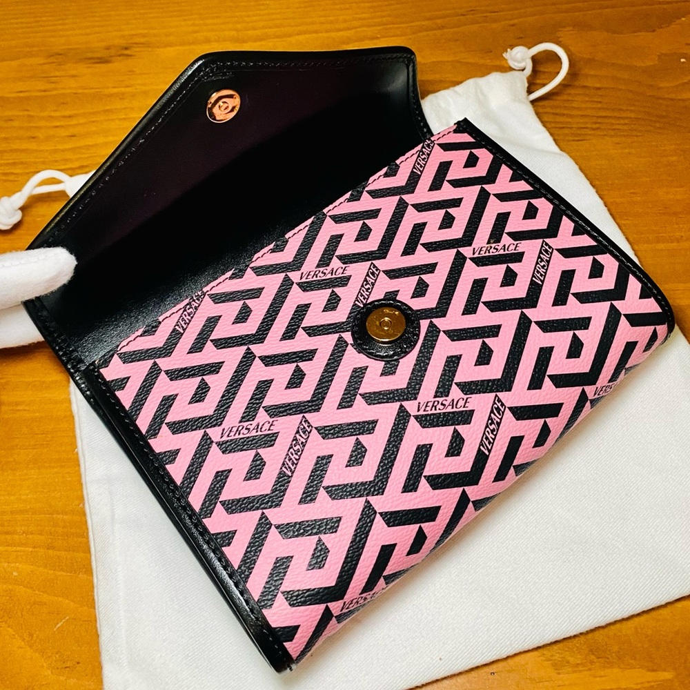 NEW Versace Pink La Greca Signature Coated Canvas Chain Crossbody Bag - Picture 13 of 17
